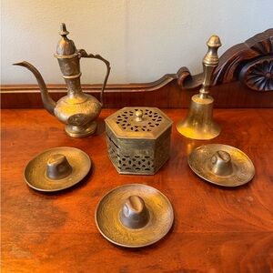 Vintage decorative brass lot